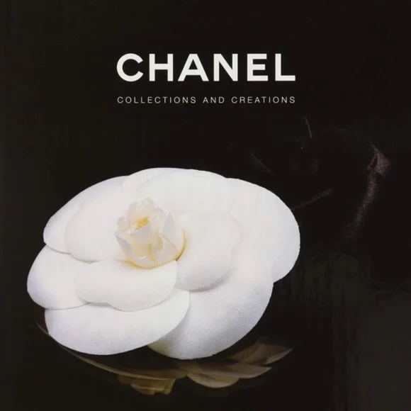 Chanel Collections and Creations Table Book - Picture 2 of 5